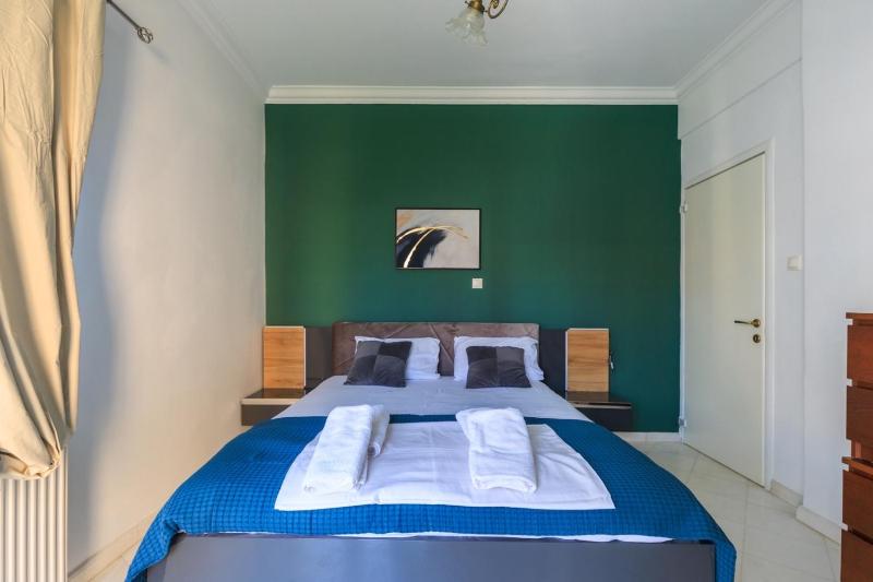 AIOLOS GLYFADA luxury sea view suite 6 — комфортный отель в Афины
