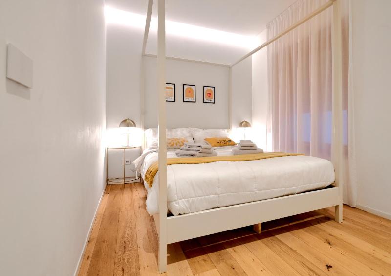 MILAN Luxury Apartment-hosted by Sweetstay — отель с удобствами в Милане
