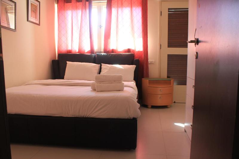 Цены на Gordon Beach Apartment в Тель-Авиве