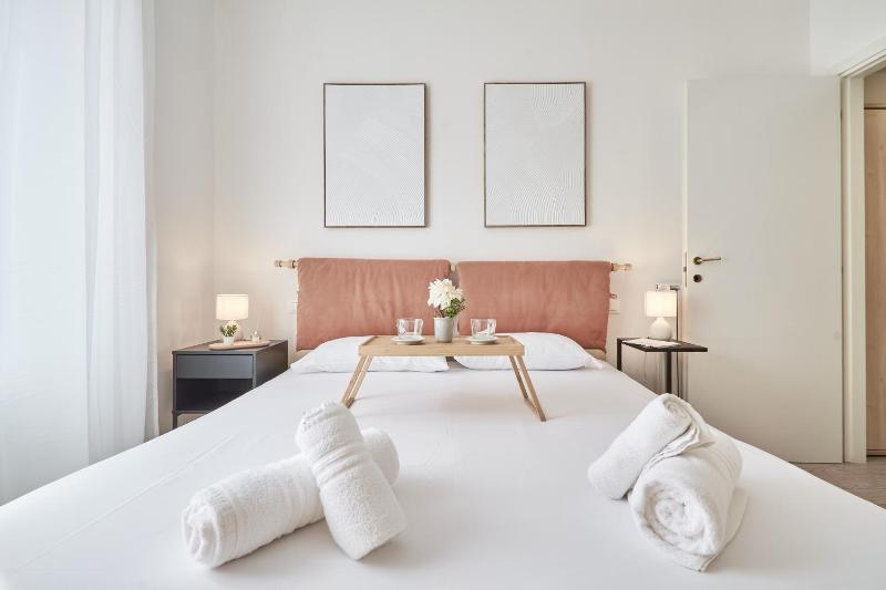 Цены на Easylife - Comfort e Relax in Porta Venezia в Милане