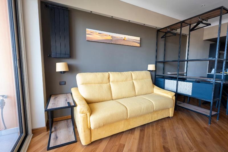 Domus Aurelia Luxury — отель с удобствами в Риме