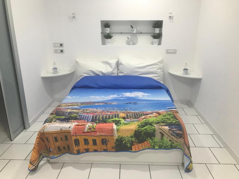 Casa Sandro 8 — комфортный отель в Неаполе