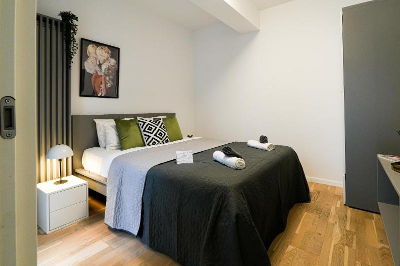 Ana - Cozy & Quiet Apt with Balcony & Garden View — отзывы гостей и цены