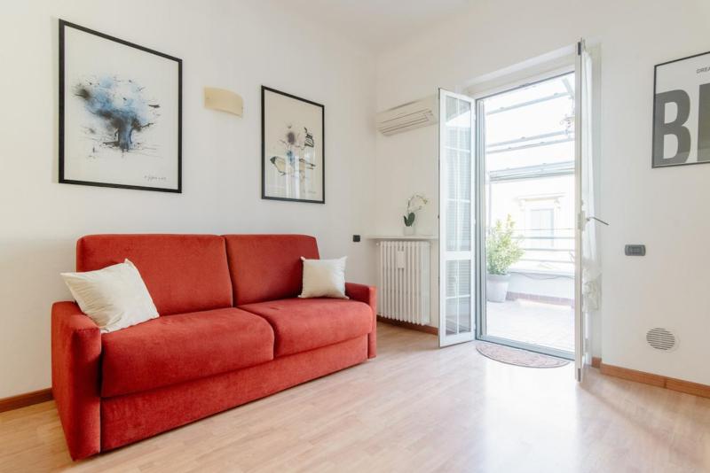 Цены на StayEasy Moscova Terrace - near Brera & Garibaldi в Милане