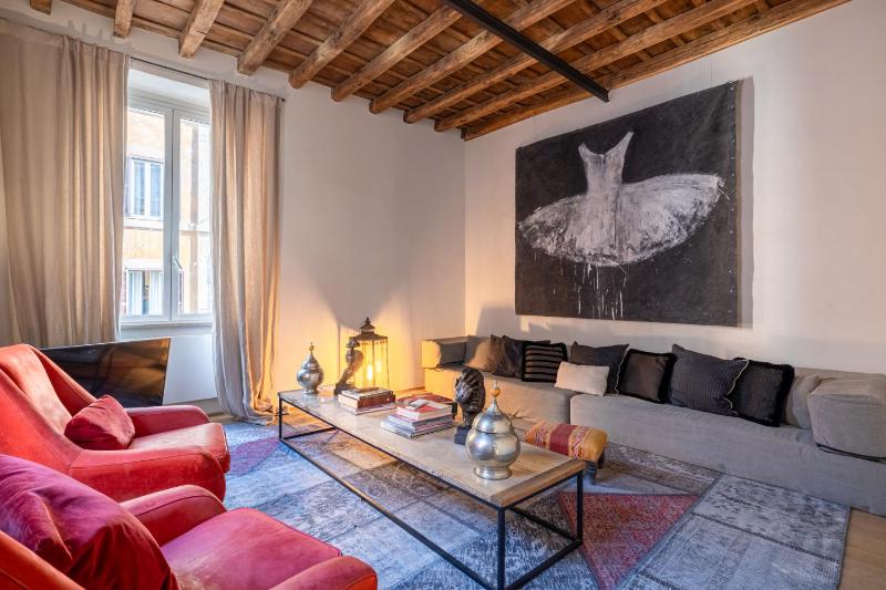 Fontanella Borghese Lux — отель с удобным расположением в Риме