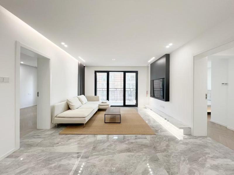 Eastern Hub - Jing'an Temple Branch Art Spacious 3-Bedroom, Sunny House with 2 Balconies — забронировать отель в Шанхае