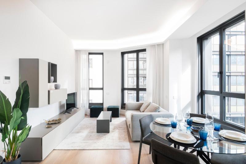 Easylife - Sofisticata dimora con rooftop condominiale vista Duomo — отель в Милане, Италия