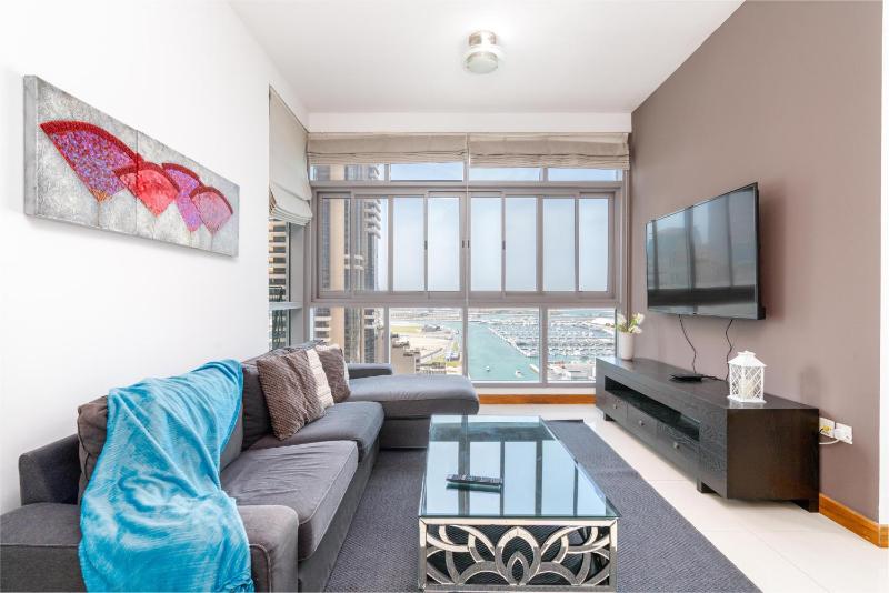 Vacay Lettings -2 Bed Iris Blue Dubai Marina — комфортный отель в Дубае