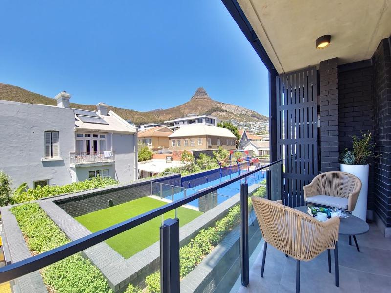 Gorgeous, brand new-Wifi,pool-views- Fully secure! — отель с удобным расположением в Кейптауне