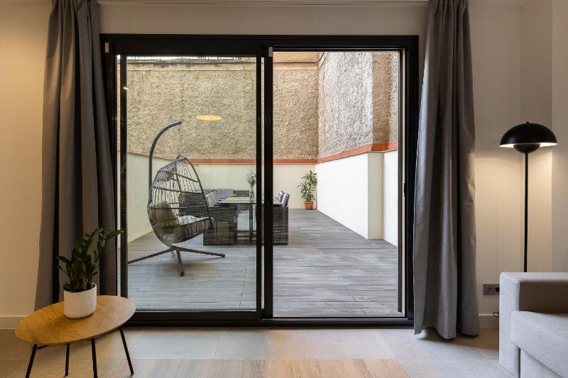 Cosmo Apartments Consell de Cent - Plaza Universitat — комфортный отель в Барселоне