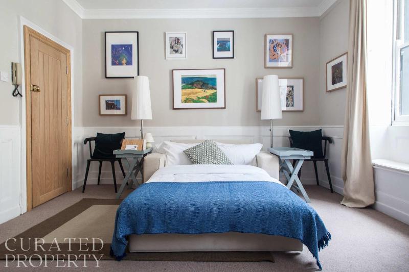 Traditional Studio Apartment in Fitzrovia near Oxford Street — комфортный отель в Лондоне