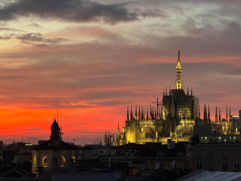 Цены на Central Penthouse 5 Min from Duomo di Milano в Милане
