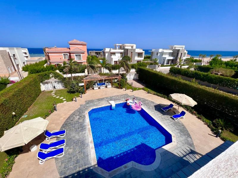 Luxury 8BR Villa with seaview and private pool in Hurghada — комфортный отель в Хургаде