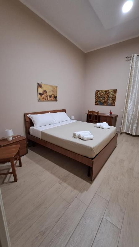 Casa Vacanze Enrica House — отель с удобствами в Неаполе