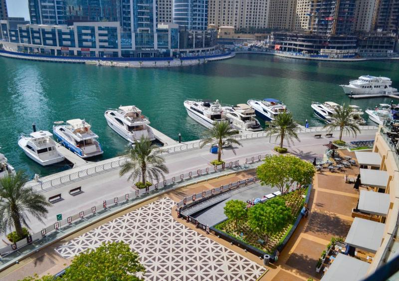 Dubai marina , Success Luxury apartments, near JBR beach and metro station-daily free housekeeping included — забронировать отель в Дубае