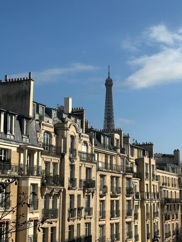 Tour eiffel — забронировать отель в Париже