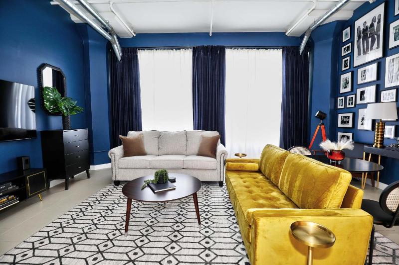 Downtown LA's Most Requested Property, Sleeps 4 with Free Parking! — отзывы гостей и цены