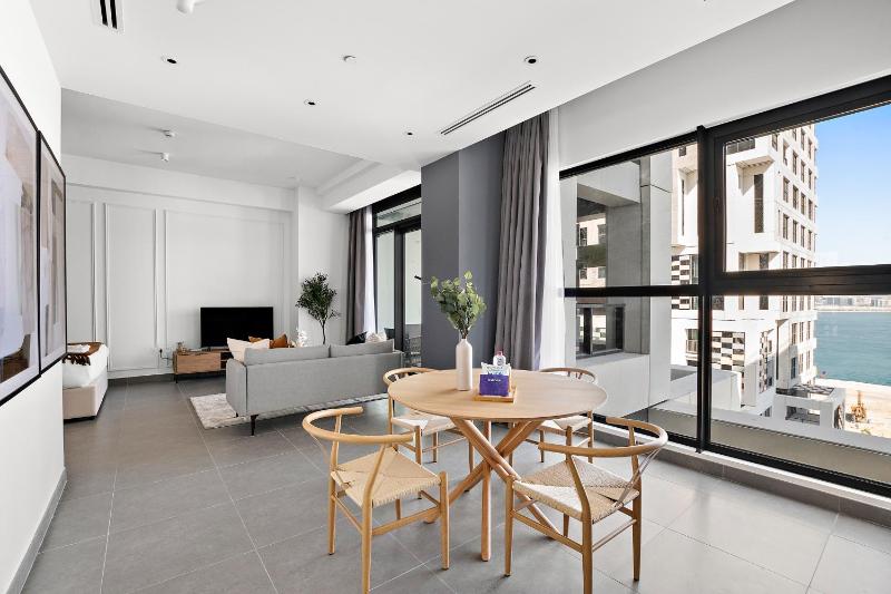 Silkhaus Modern Studio with Access to Private Beach — забронировать отель в Абу