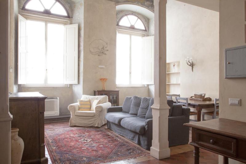 Berardi Palace Apartments — забронировать отель в Флоренции