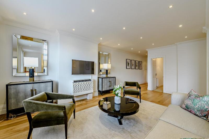 Regents Park Apartments — комфортный отель в Лондоне