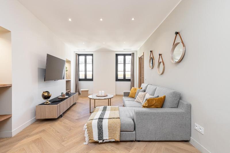 Цены на Magnifique appartement, Nice Centre Ville - Massena в Николь