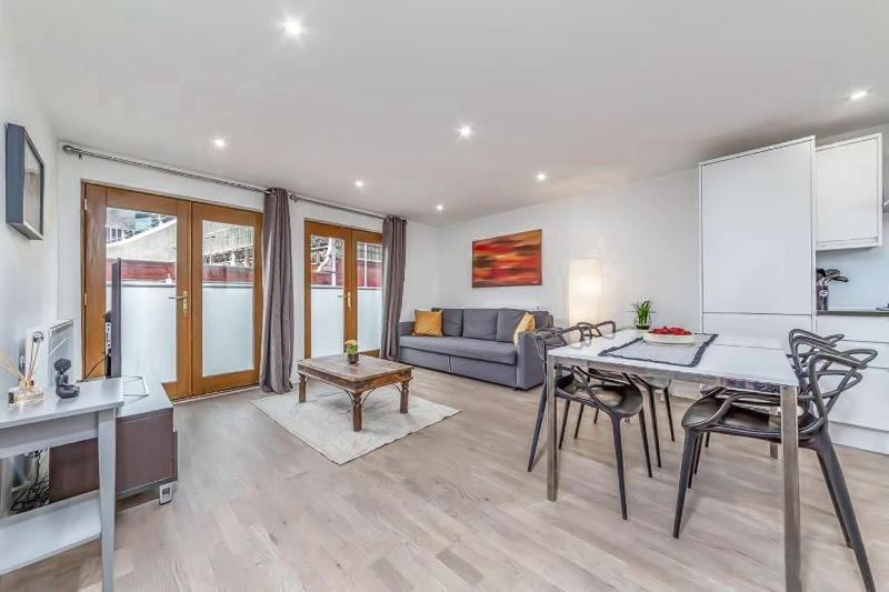 Amazing 2 Bed Bath Flat with London Eye View LM7 — отзывы гостей и цены