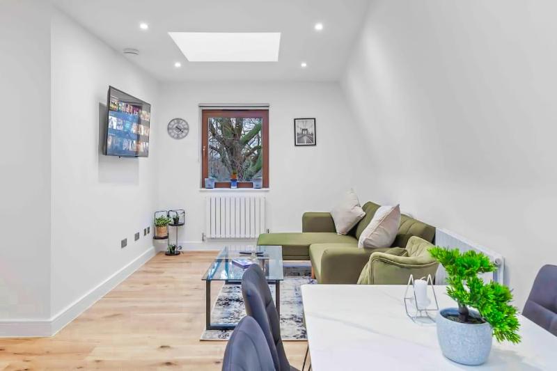 Цены на Sleep6 near Tower Bridge Central london LR4 в Лондоне