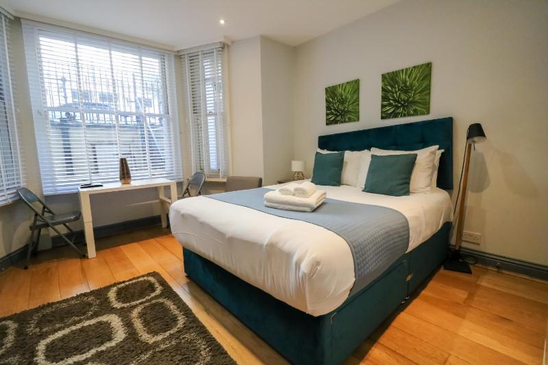 Longridge Road Apartments — комфортный отель в Лондоне