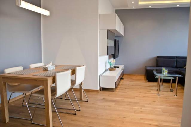 Modern & Functional Apartment Wwa — отель с удобствами в Варшаве
