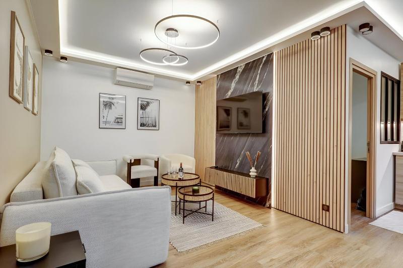 Цены на 362 Suite Lafayette - Superbe Appartement a Paris в Париже