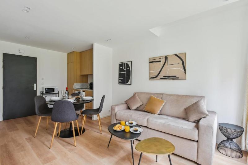 311 Suite Elisa - Superbe Appartement a Paris. — отель с удобствами в Париже