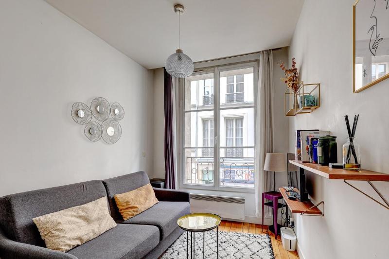 310 Suite Petit Nid Douillet Apartment in Paris — забронировать отель в Париже