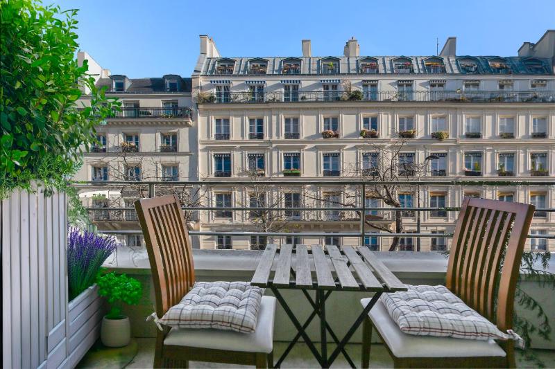 Studio 25m independant Tour Eiffel — комфортный отель в Париже