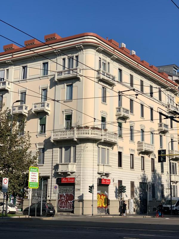 Цены на Lovely studio flat in Bocconi в Милане