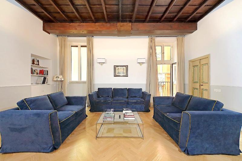 Цены на Residenza Torre Vecchiarelli - apt 2 в Риме