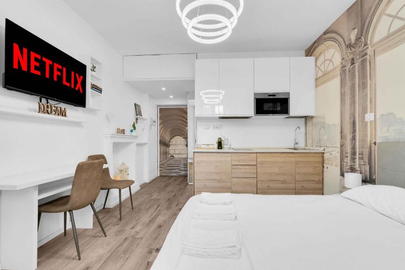 [Suite Marghera Central] Metro WiFi & Shopping — отель с удобствами в Милане