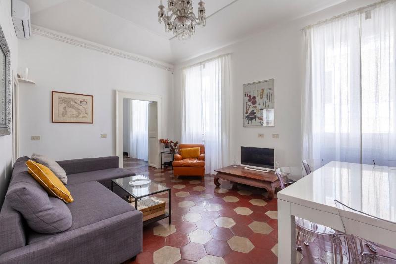 Spanish Steps Charming Apartment, New Opening — отель в Риме, Италия