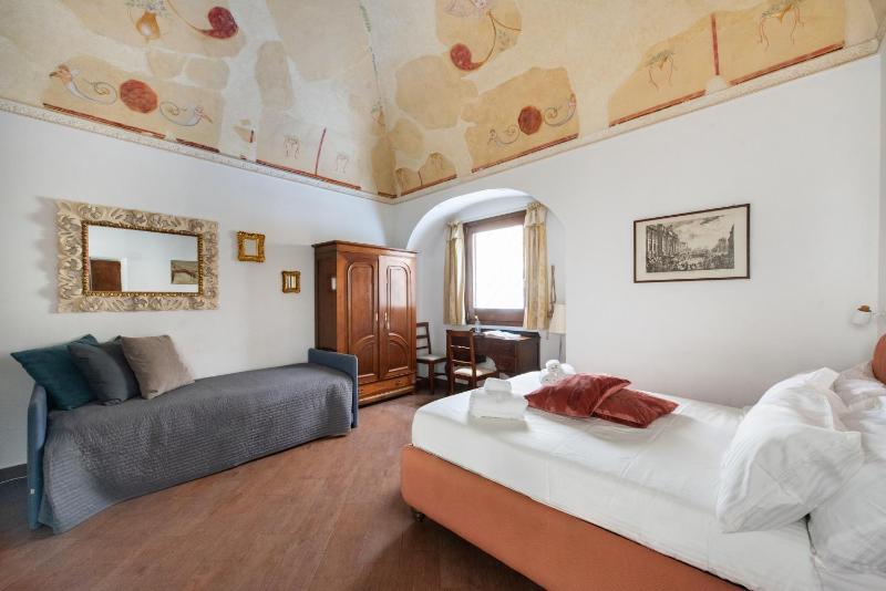 Colosseo 62 Apartment — отель с удобным расположением в Риме