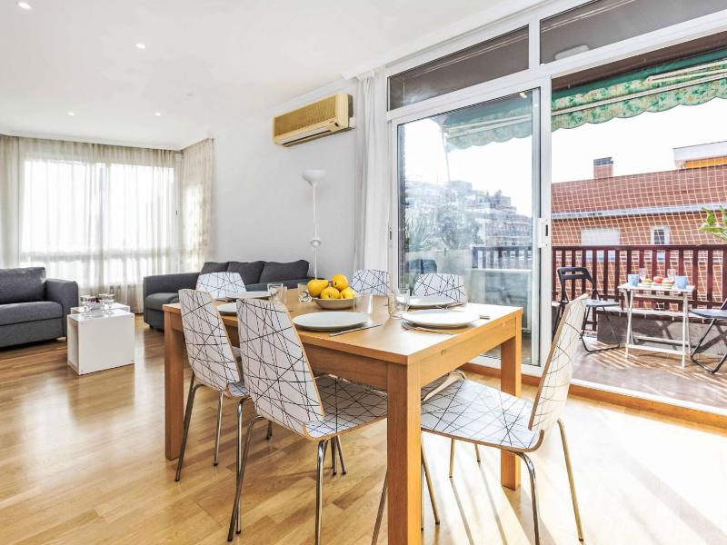 Apartment Sants-Les Corts Galileu by Interhome — отель с удобным расположением в Барселоне