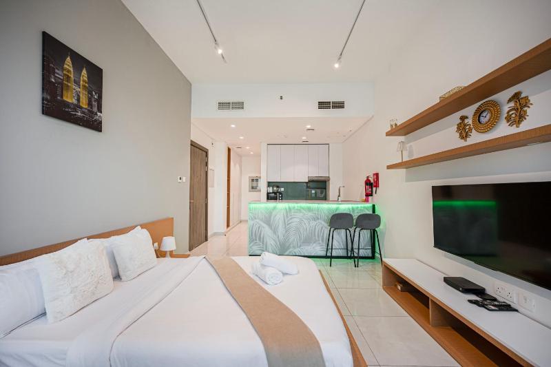 Studio In Dubailand - Bright And Airy — забронировать отель в Дубае