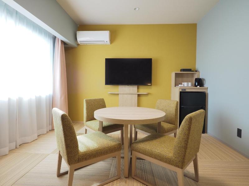 Osaka Joytel Hotel — отель с удобствами в Осаке