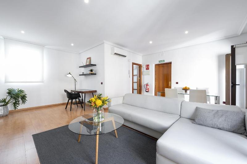 Цены на Madrid Centric Suites в Мадриде