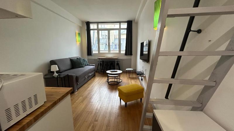 Цены на Superbe appartement 4 Personnes au Centre de Paris в Париже