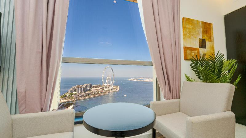 Regent Sea View 2BR Apartment JBR Beach Walk - next to Bluewater Island & Dubai Eye — забронировать отель в Дубае