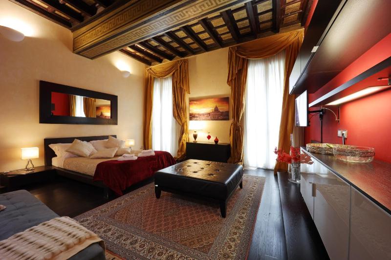 NSM 71VIADELCORSO Luxury Home — отель в Риме, Италия