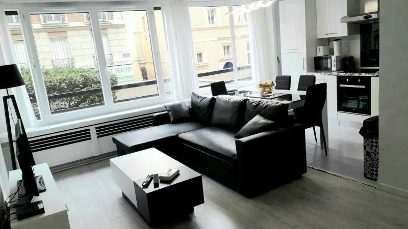Цены на Modern 1 bed flat - Near Arc de Triomphe & Champs Elysees в Париже