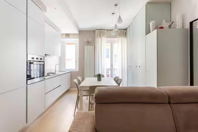 Цены на Silver House [Navigli - Tortona] в Милане