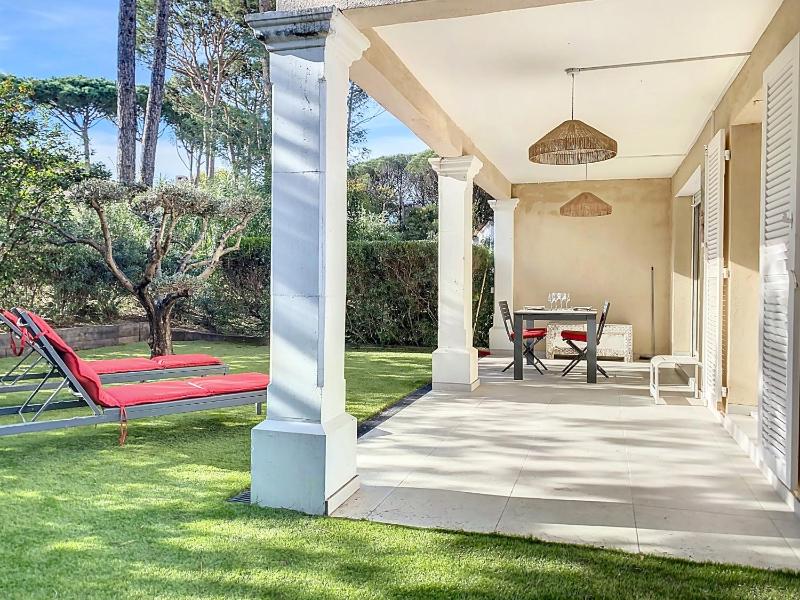 Les oliviers St Tropez et plage a pied - 22 — забронировать отель в Сент-Тропезе