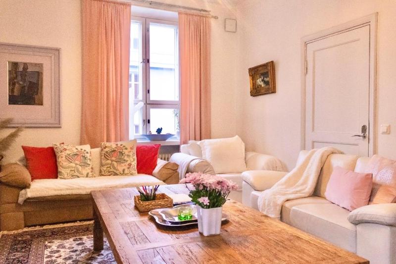 3 Lovely rooms in Helsinki center. — отель в Хельсинки, Финляндия