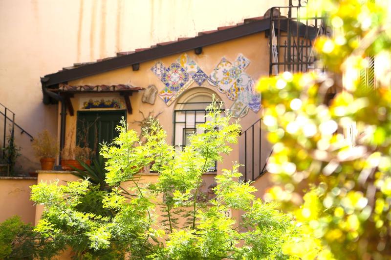 Campo De Fiori - Loft in originario Anfiteatro Romano — забронировать отель в Риме